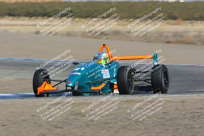 media/Oct-30-2022-CalClub SCCA (Sun) [[310aff4a96]]/Race Group 2/Race (Grapevine)/